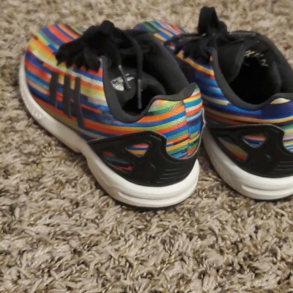 Shoes - Picture 2 of 3